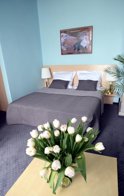 Ingo Aparthotel Krakau Zimmer foto
